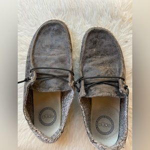 7 Women’s Hey Dude